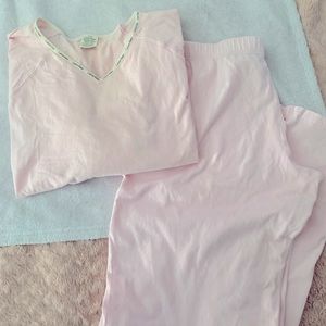 Calvin Klein pink pajamas two-piece knit, V-neck, long sleeve size medium